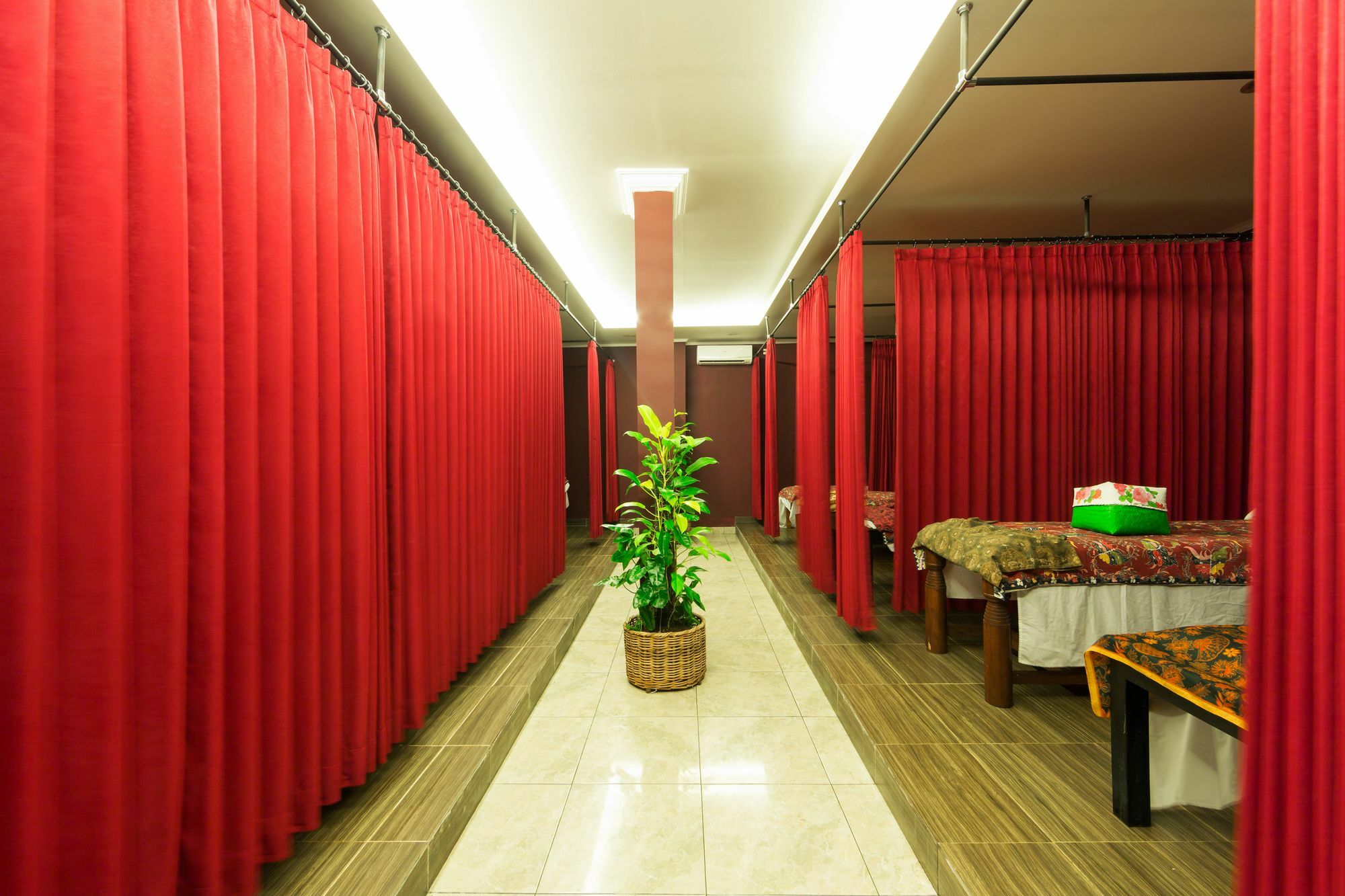 Bening House And Spa Seminyak Extérieur photo
